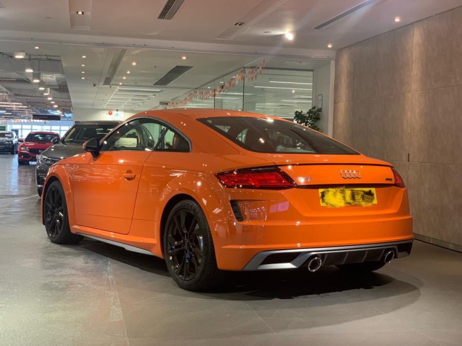 TT 2.0T Quattro - Image 2