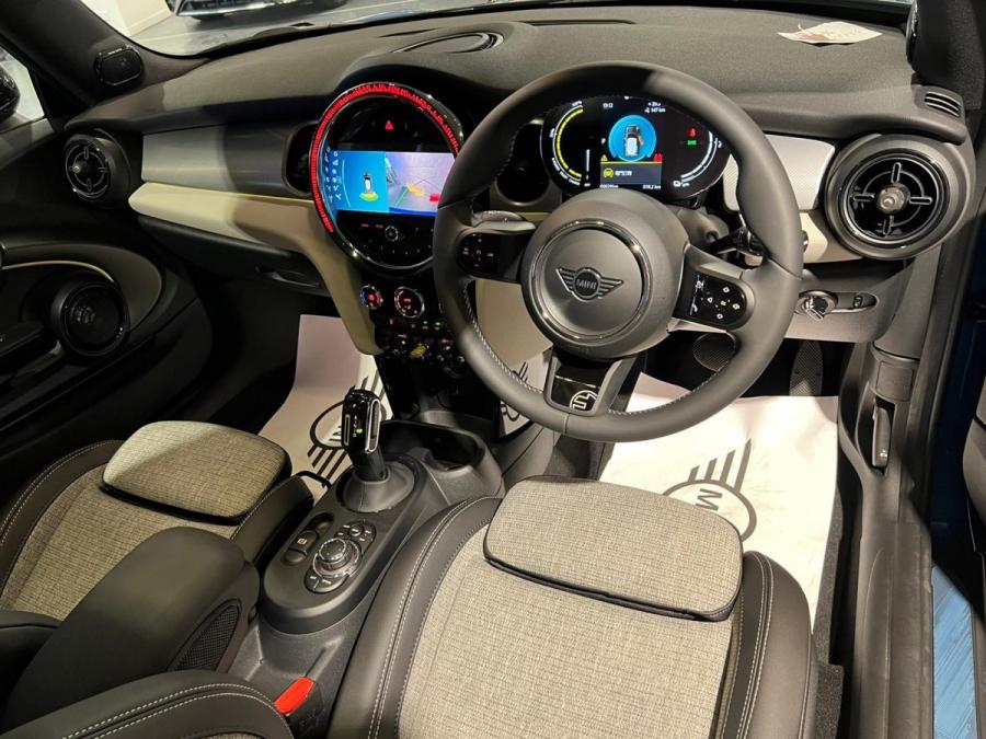 MINI COOPER S E AUTOMATIC - Image 3