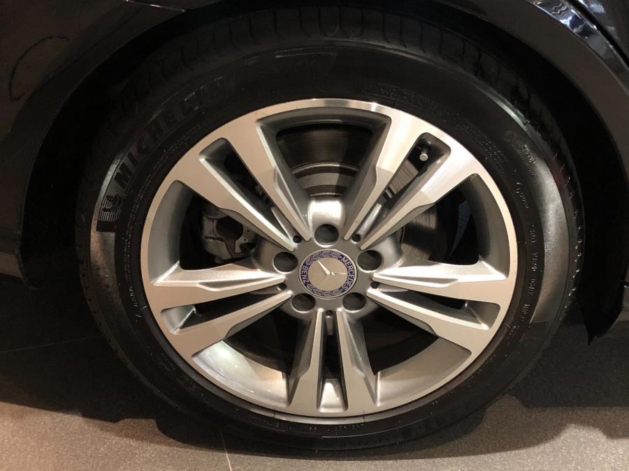 E220D BLUETEC - Image 6