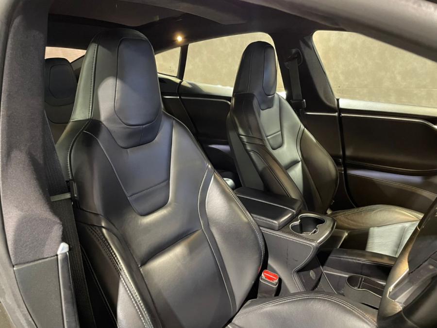 Model S 85D - Image 4