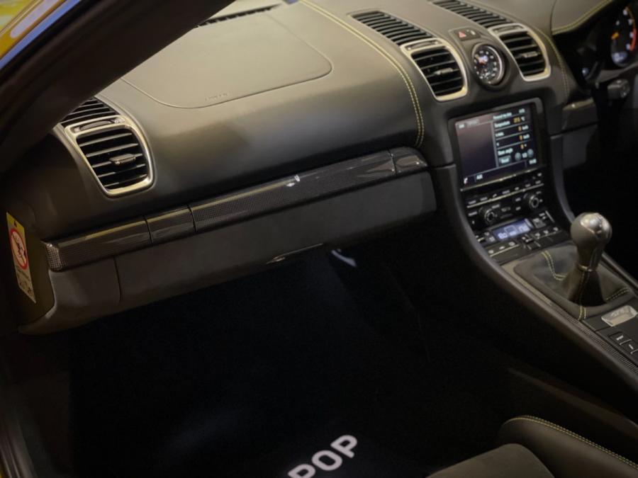 CAYMAN GT4 - Image 10