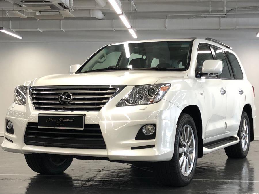 Lexus LX570 F-Sport - Image 2