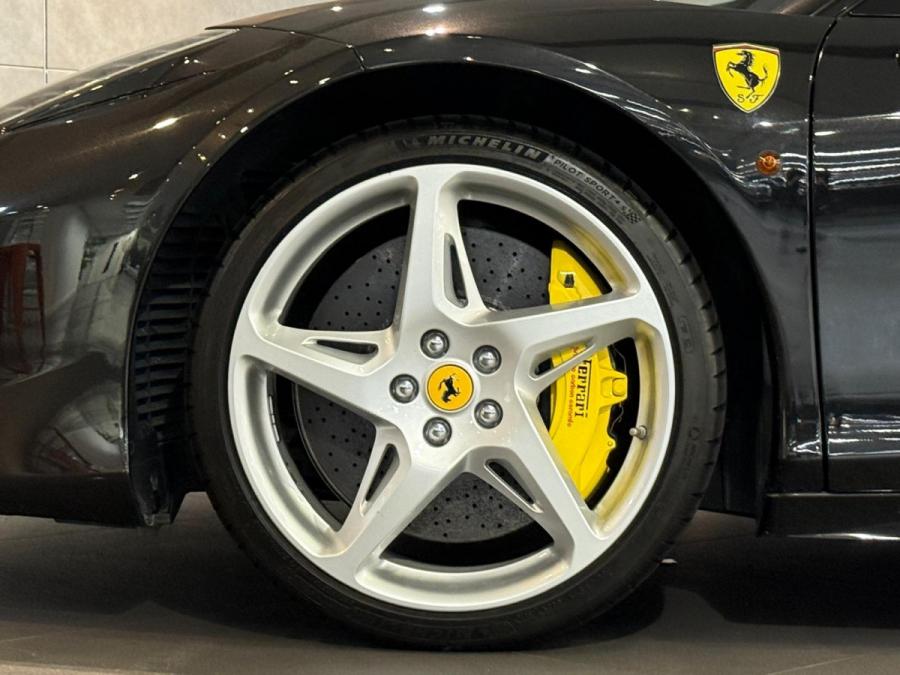 458 Italia - Image 5