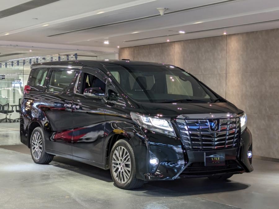 Alphard 3.5 Executive Lounge - Image 1