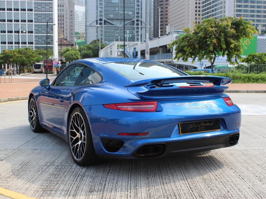 Porsche 911 Turbo S - Image 2