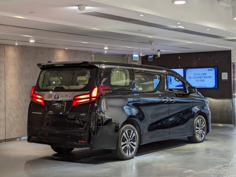 Alphard 3.5 - Image 2