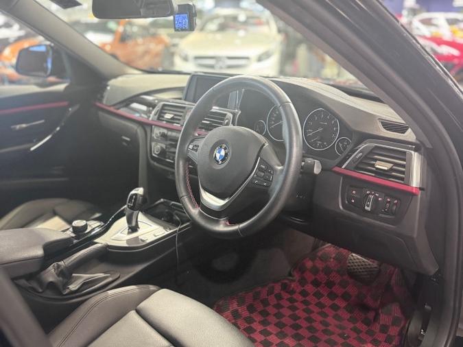 318I Sport - Image 3