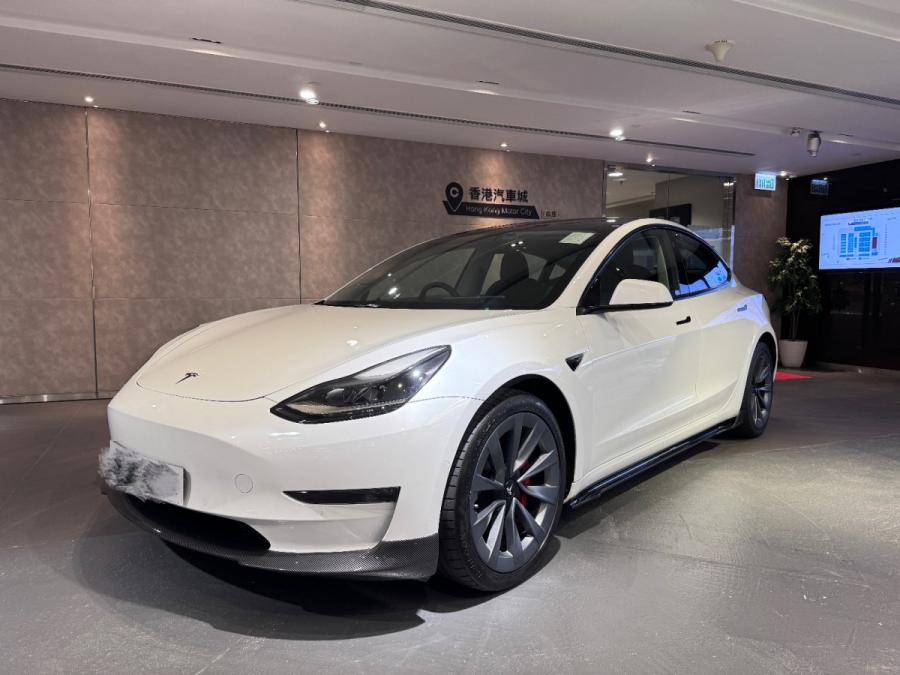 Model 3 LR - Image 1