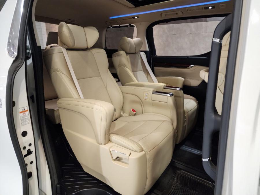 Vellfire 3.5 - Image 6