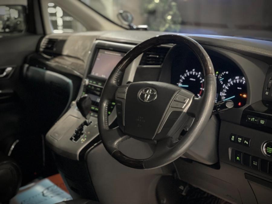 Alphard 2.4 - Image 4