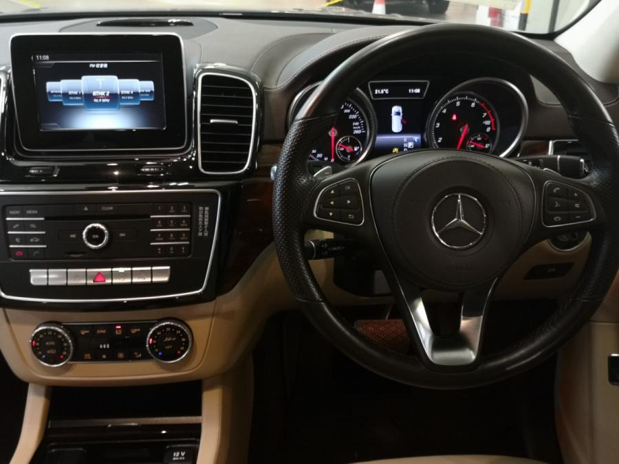 GLS400 (X166) - Image 4