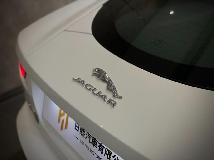 F Type - Image 5