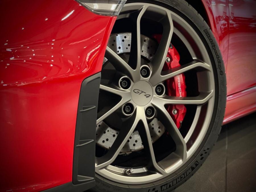 718 CAYMAN GT4 - Image 5