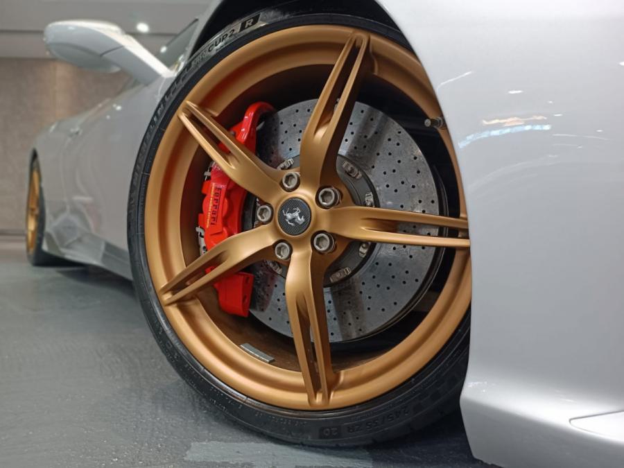 458 Speciale - Image 4