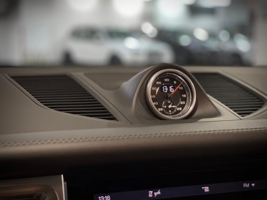 Macan Turbo - Image 8