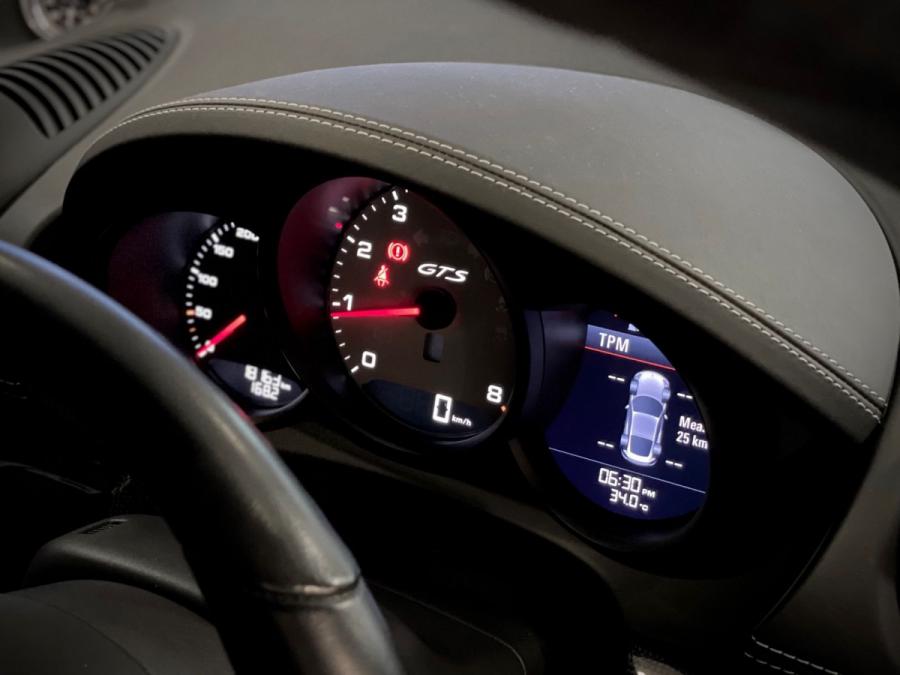 718 CAYMAN GTS - Image 7