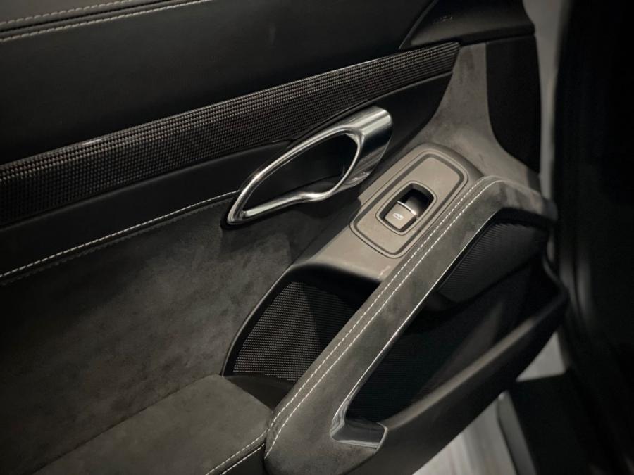 718 CAYMAN GTS - Image 9