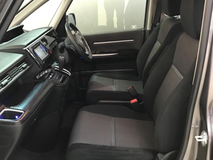 STEPWGN SPADA - Image 7