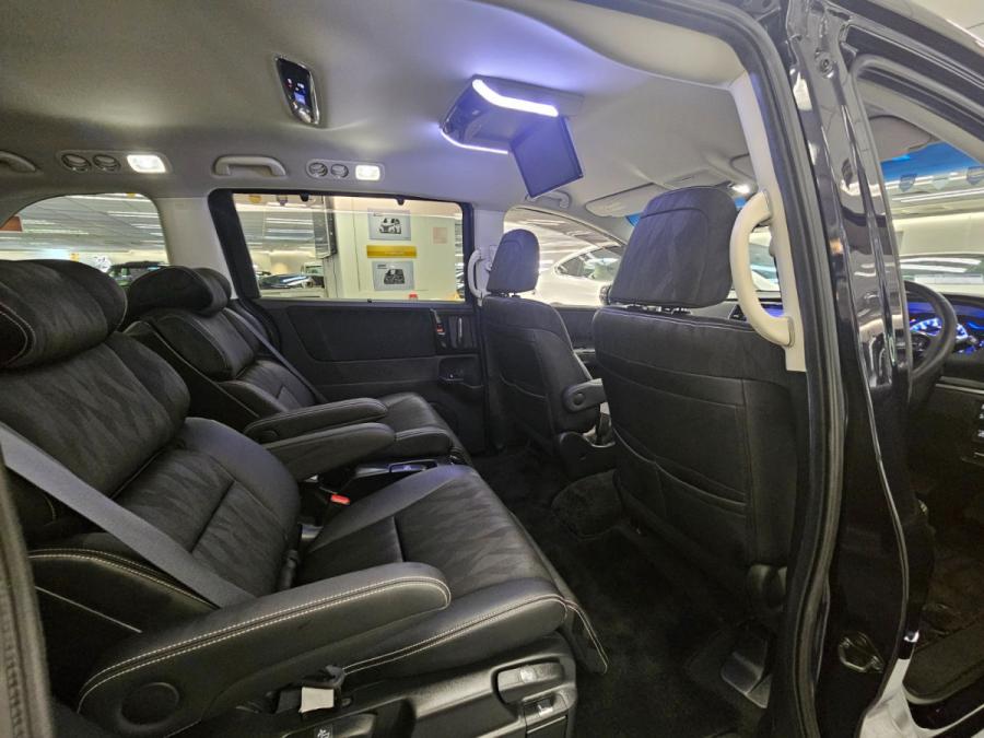 Odyssey Hybrid 2.0 Facelift EX - Image 4