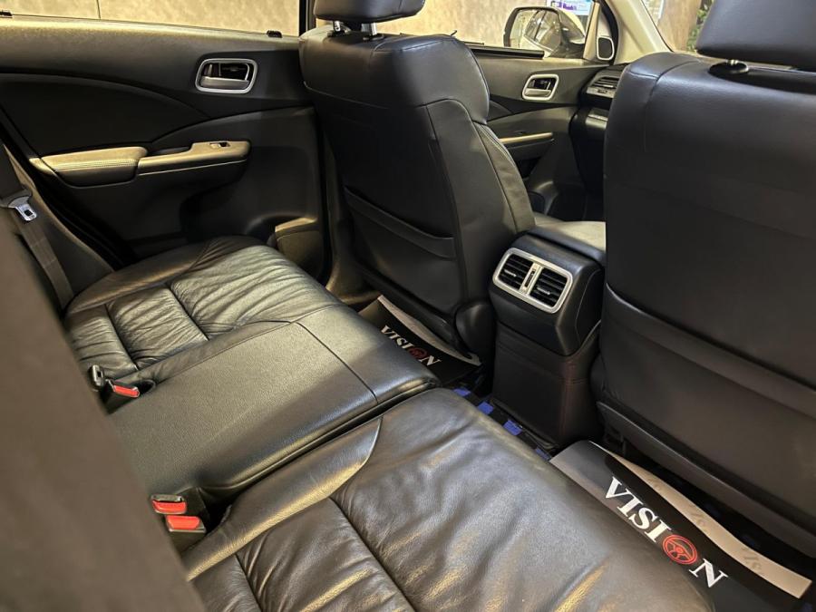 CR-V - Image 7