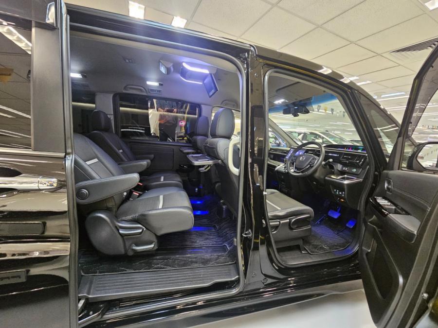 Stepwgn Hybrid 最頂級GEX版 - Image 4