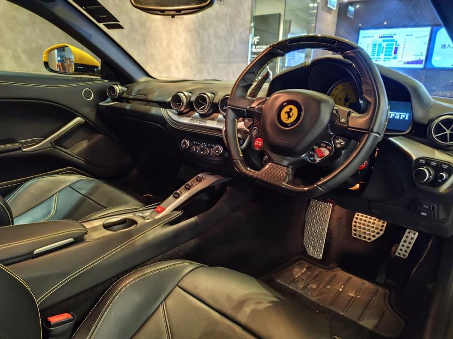 F12 Berlinetta - Image 3