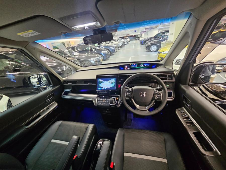 Stepwgn Hybrid GEX 頂級版 - Image 2