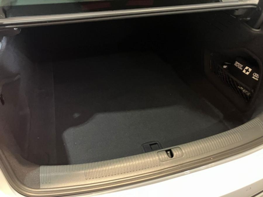 A4 40TFSI Sline - Image 13