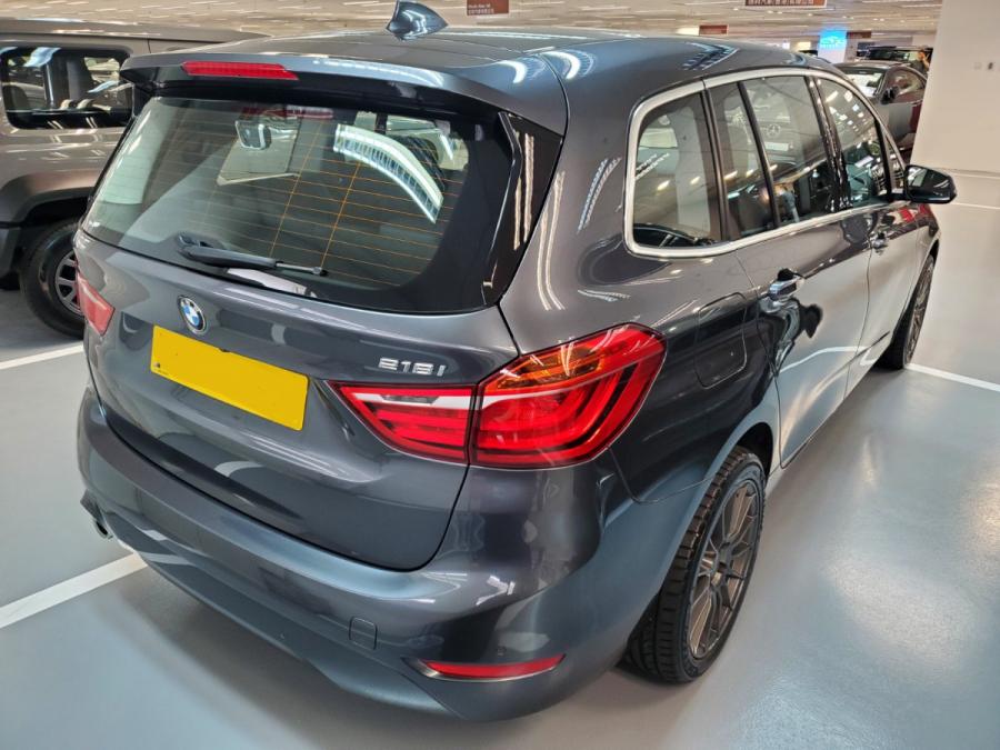 218iA Gran Tourer - Image 11