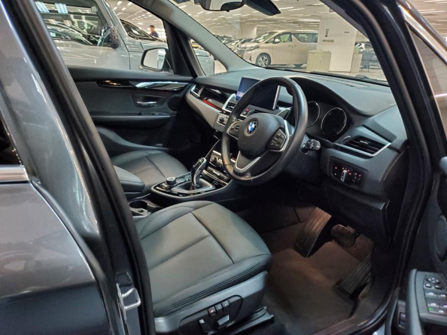 218iA Gran Tourer - Image 3