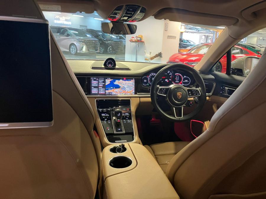 Panamera - Image 12