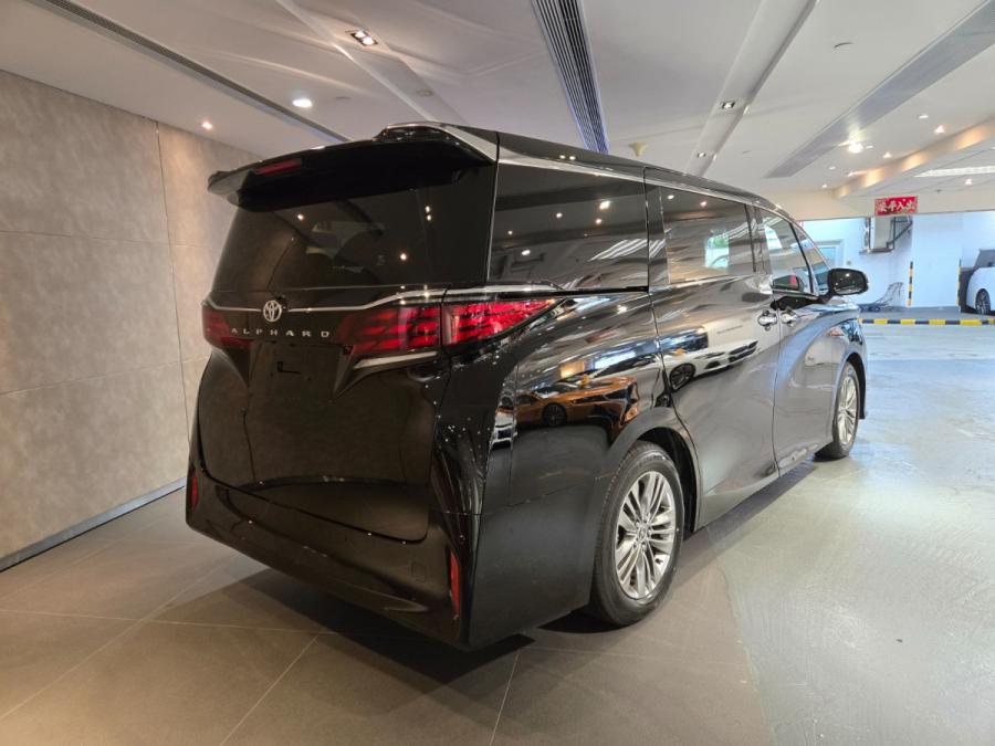 Alphard 2.5 - Image 4