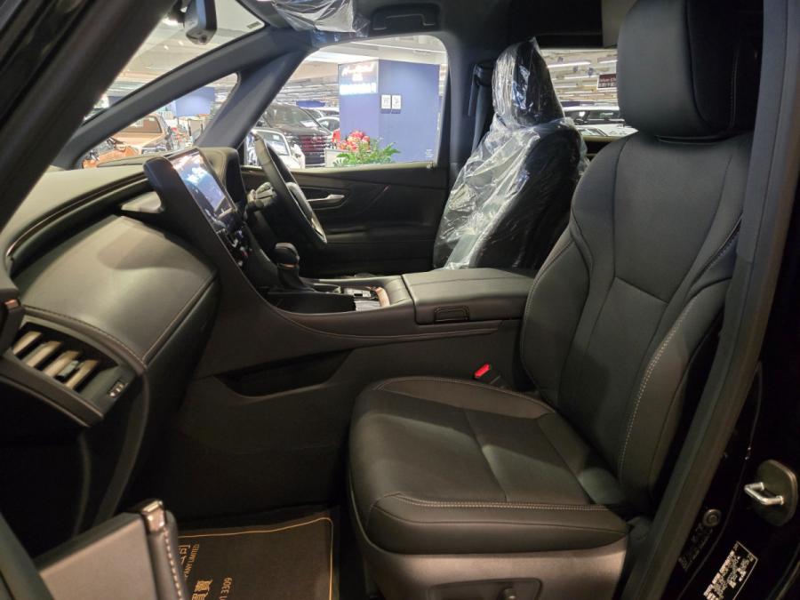 Alphard 2.5 - Image 7