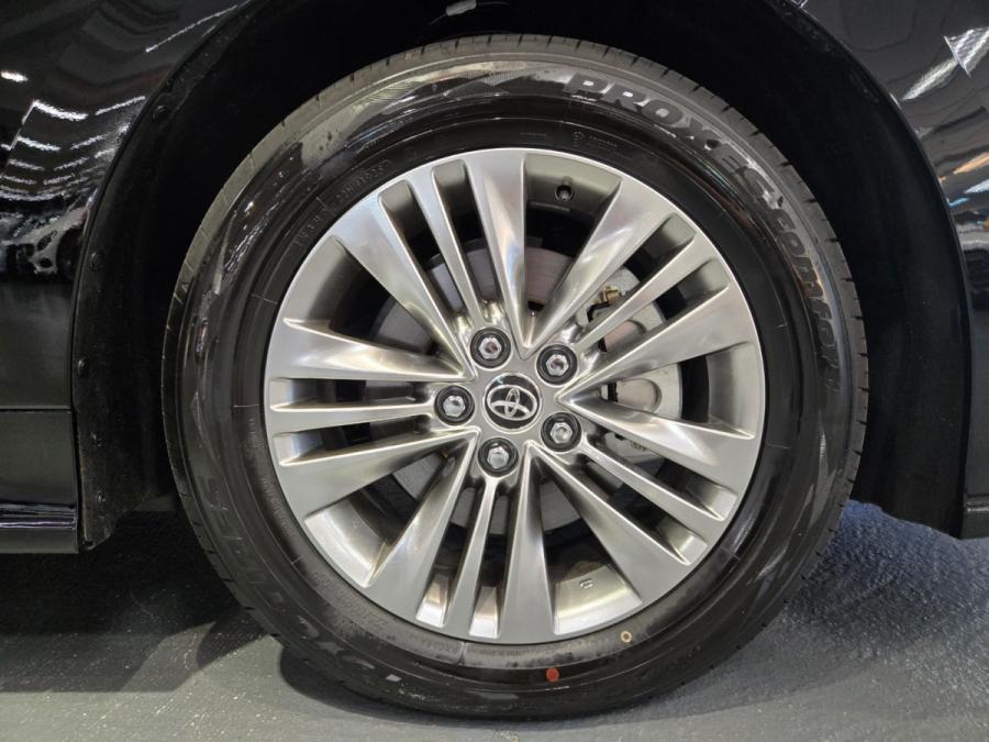Alphard 2.5 - Image 13