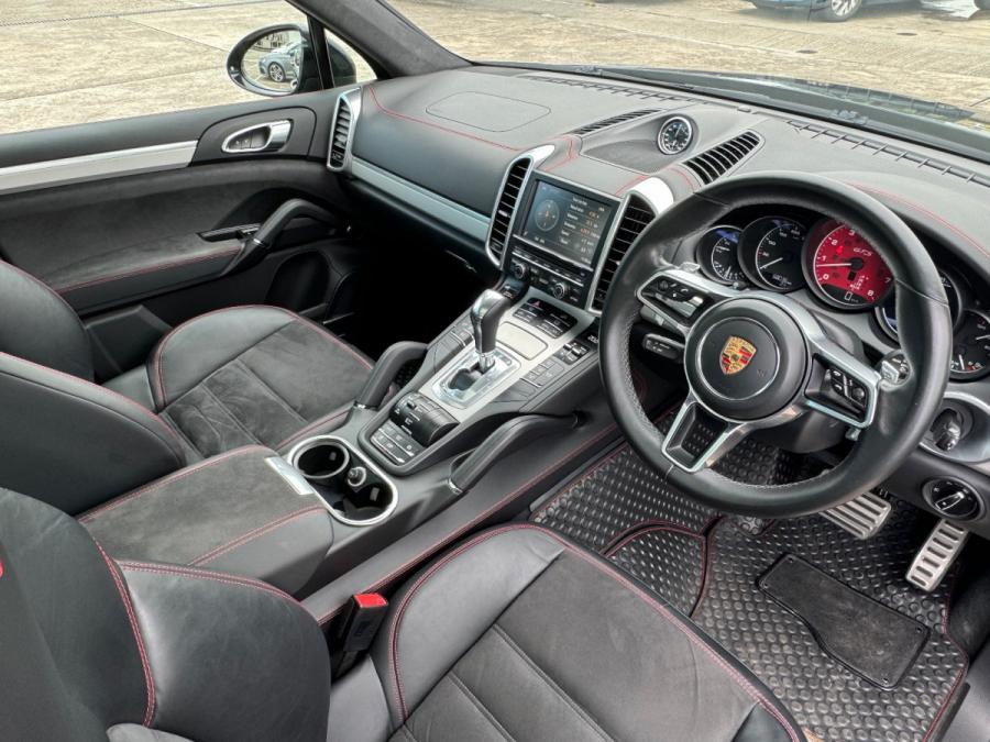 Cayenne GTS - Image 14