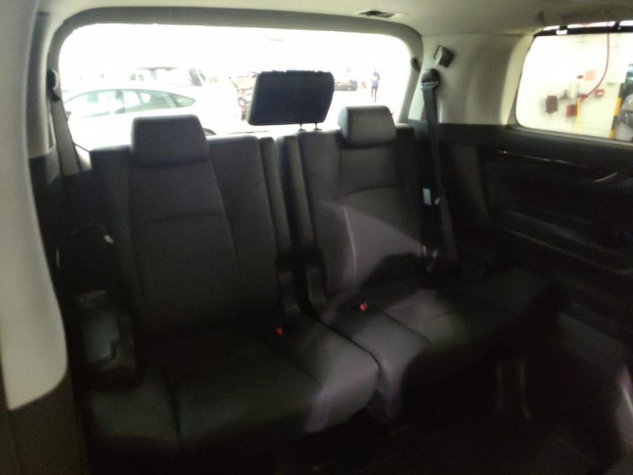 ALPHARD 3.5 SC - Image 9