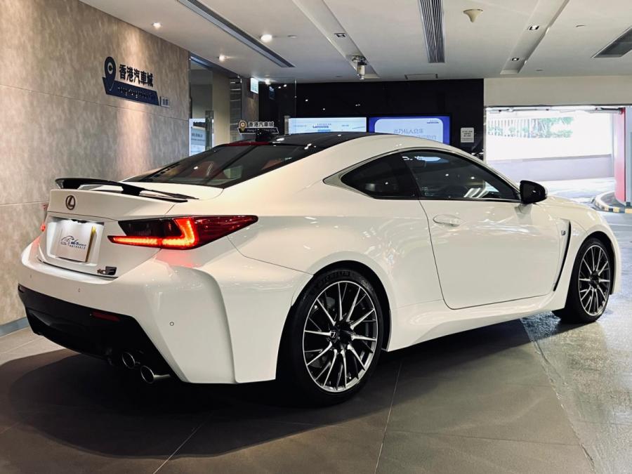 RC F - Image 2