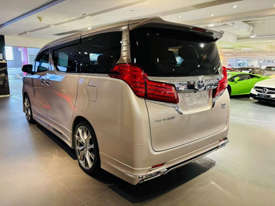 ALPHARD HYBRID FACELIFT - Image 2