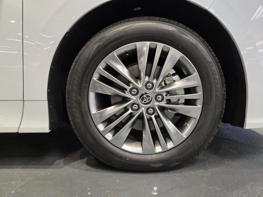 ALPHARD 2.5 - Image 14