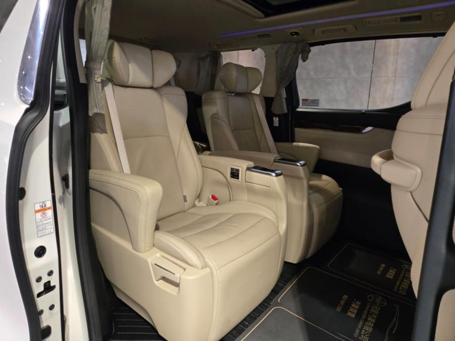 ALPHARD 3.5 - Image 8