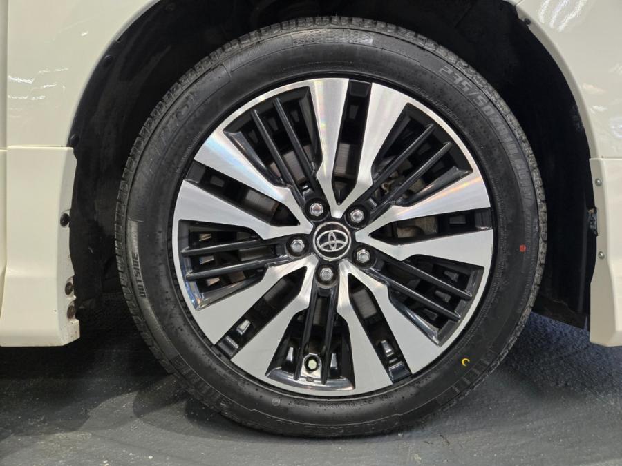 ALPHARD 3.5 - Image 12