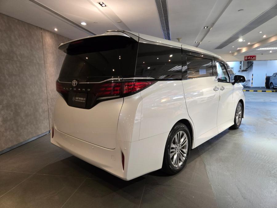 ALPHARD 2.5 - Image 4