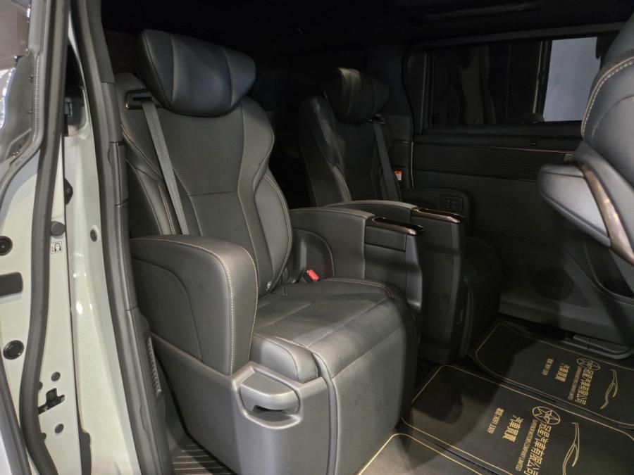 ALPHARD 2.5 - Image 8