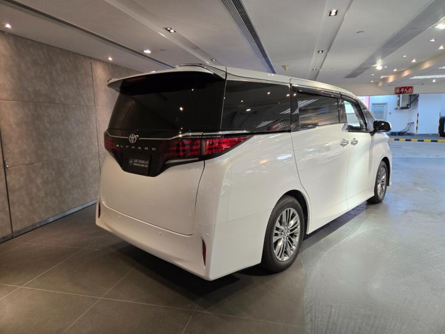 ALPHARD 2.5 - Image 5