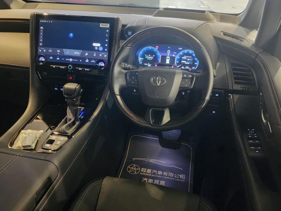 ALPHARD 2.5 - Image 6