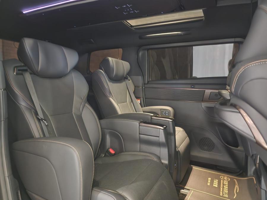 ALPHARD 2.5 - Image 5