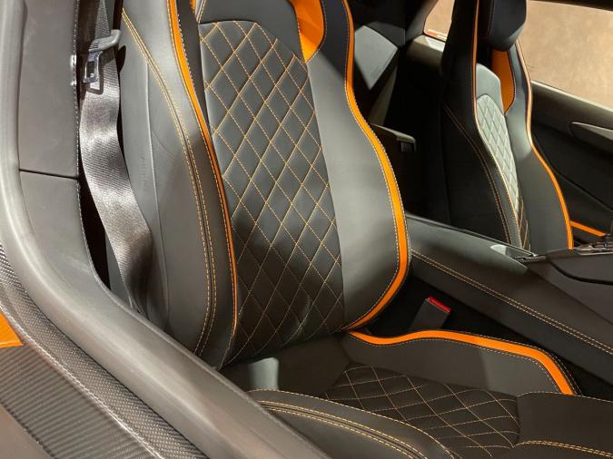 Aventador  S - Image 6