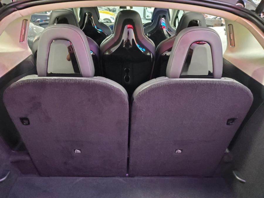 Model X 90D - Image 9
