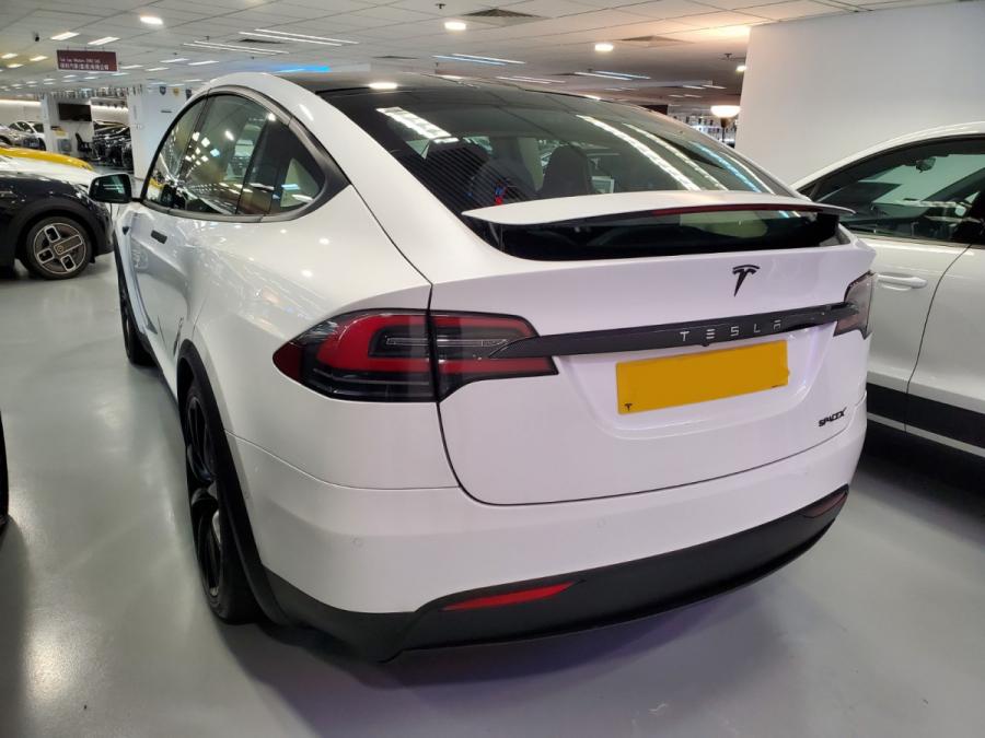 Model X 90D - Image 11