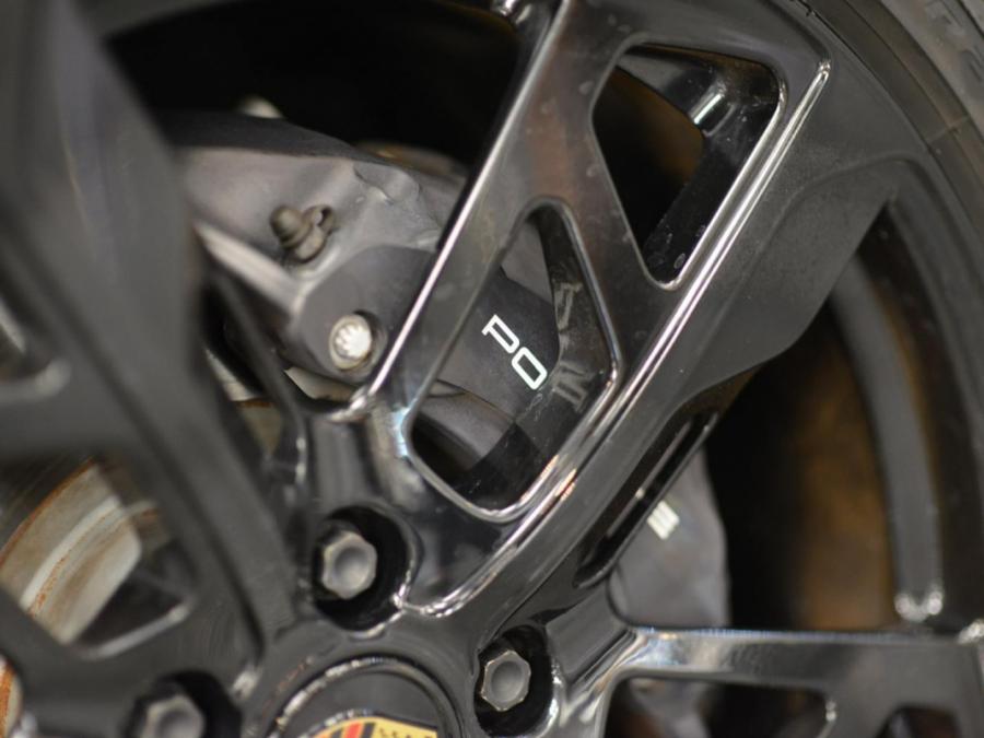 TAYCAN 4 CROSS TURISMO - Image 4